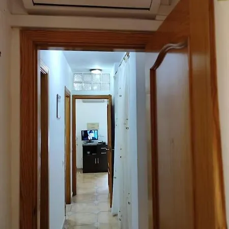 Magnificent Ground Floor With Views - B Appartamento